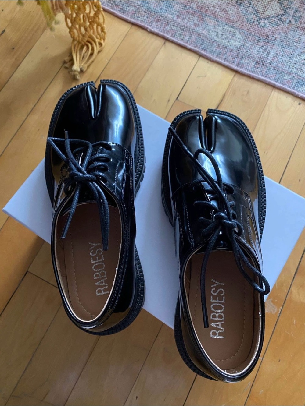 RABOESY Women's Black Patent Tabi Lace-up Shoes